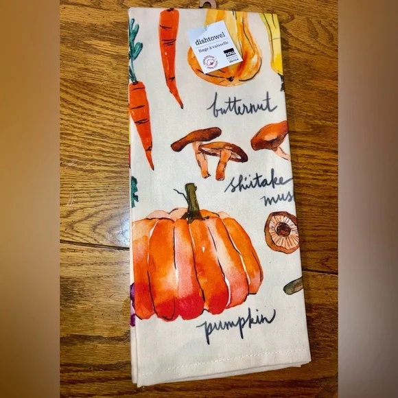 Veggie  Stand Kitchen Kitchen Towel NWT - Picture 2 of 3